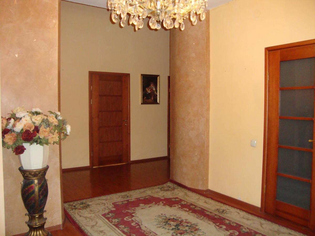 Hotel Reno On Deribasovskaya Одесса Экстерьер фото