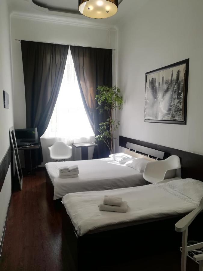 Hotel Reno On Deribasovskaya Одесса Экстерьер фото